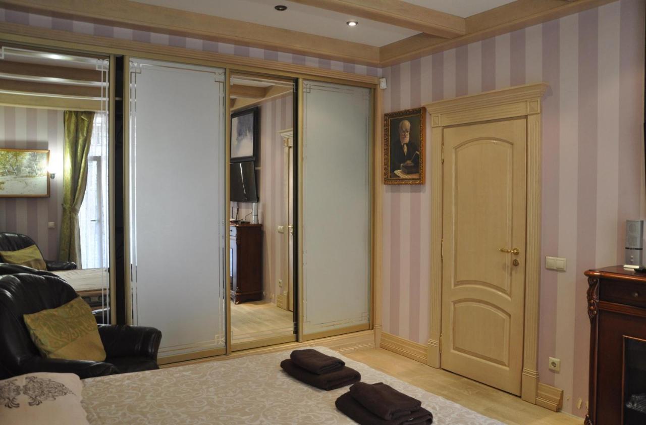 Apartments In Lviv Center Esterno foto